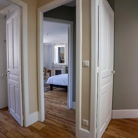 Tatil Evi Grande Demeure Avec Piscine Couverte Et Parking Pour 15 Personnes - Fr-1-858-4