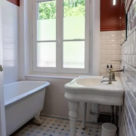 Grande Demeure Avec Piscine Couverte Et Parking Pour 15 Personnes - Fr-1-858-4 Casa de Férias *